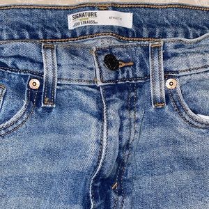 30W Signature Gold Levi Strauss Demin Jeans